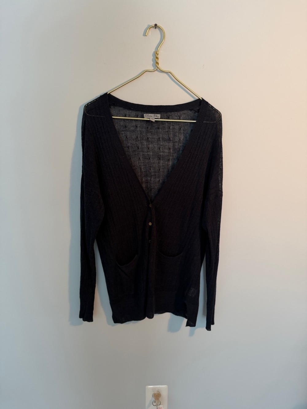 Olivia Sky. Navy Lightweight V-Neck Cardigan Sweater - Unbranded